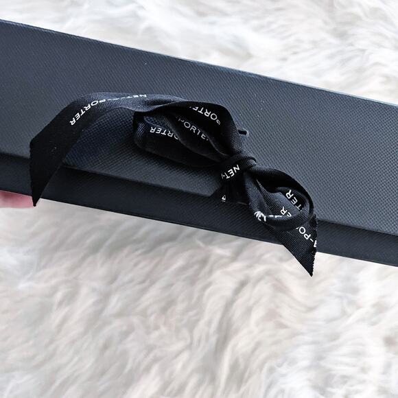 Net-A-Porter Empty Gift Box - Picture 4 of 8